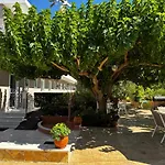 Pelagos Apartman Amúdi